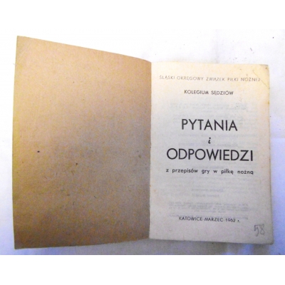 Pr. zb.  PYTANIA I ODPOWIEDZI z przepisów gry w piłkę nożną